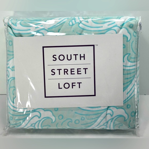 NEW - South Street Loft 4-Piece King Sheet Set Coastal Living Wave Pattern - Picture 2 of 4